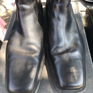Kenneth Cole Leather 1/2 Boots